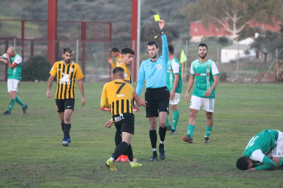 Fotos: Racing Valverdeño – AD Lobón