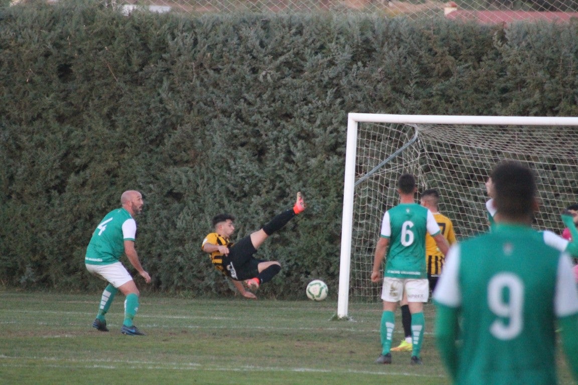 Fotos: Racing Valverdeño – AD Lobón