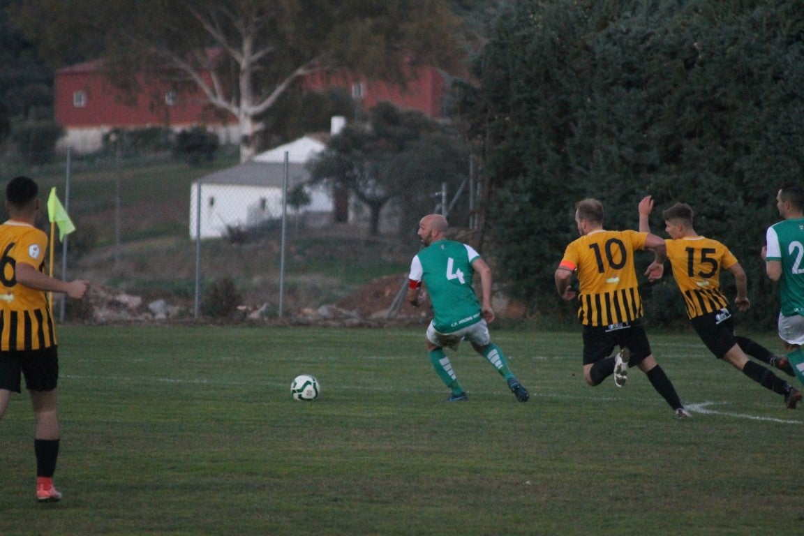 Fotos: Racing Valverdeño – AD Lobón