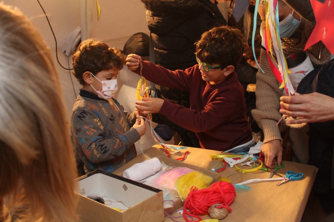 Fotos: Talleres Navideños y Castañas Asadas por ‘Adoro el Shopping Local’ 2021