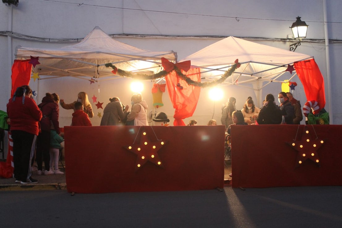 Fotos: Talleres Navideños y Castañas Asadas por ‘Adoro el Shopping Local’ 2021