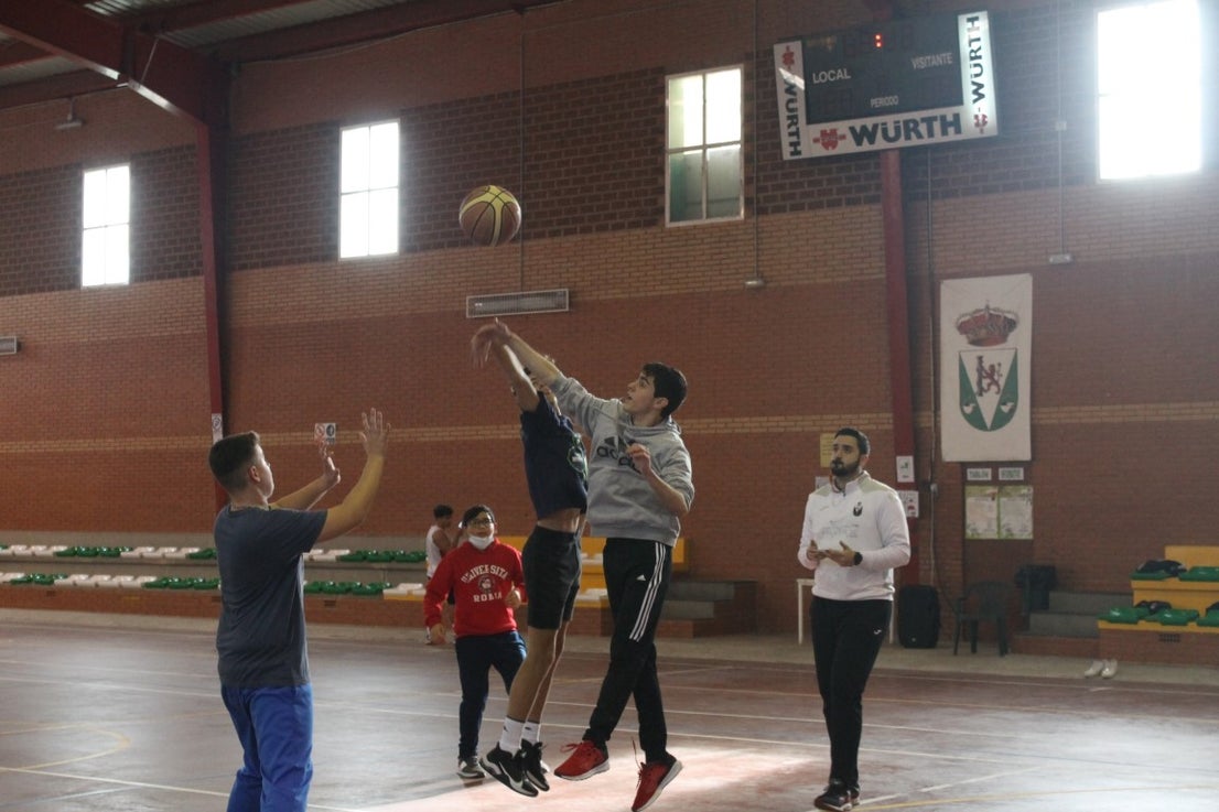 Fotos: Torneo de Baloncesto Navideño 2021
