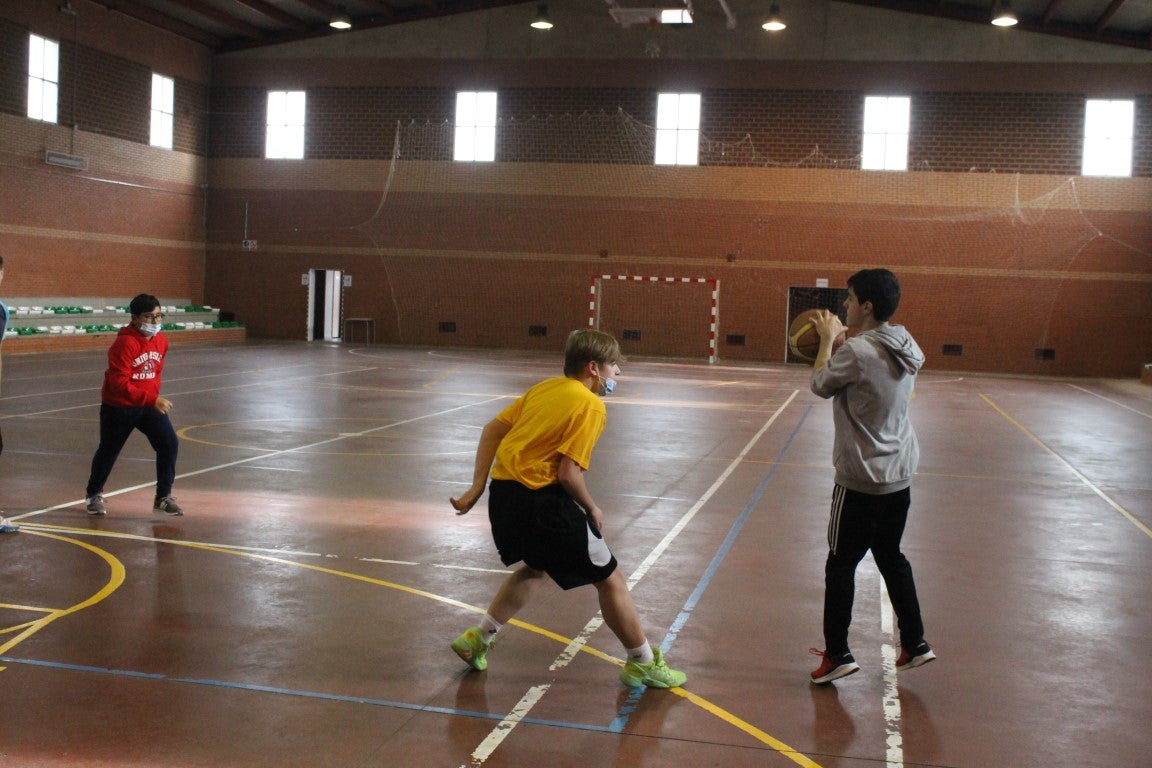Fotos: Torneo de Baloncesto Navideño 2021
