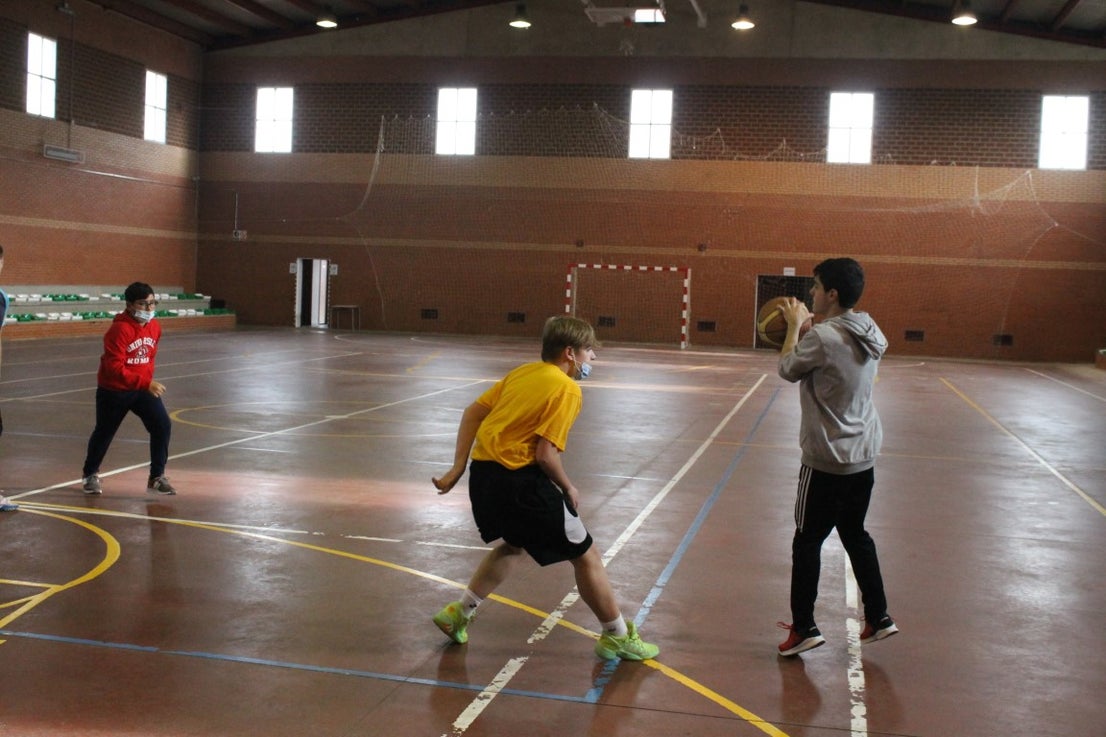 Fotos: Torneo de Baloncesto Navideño 2021