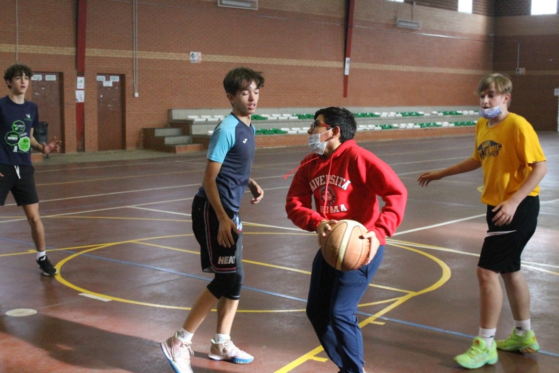 Fotos: Torneo de Baloncesto Navideño 2021