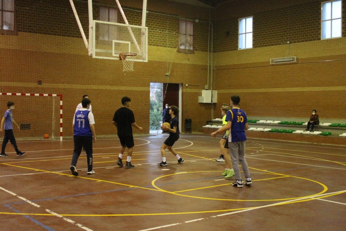 Fotos: Torneo de Baloncesto Navideño 2021
