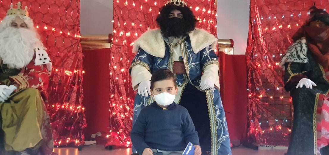 Fotos: Entrega de las cartas a SSMM Los Reyes Magos (03-01-2022)