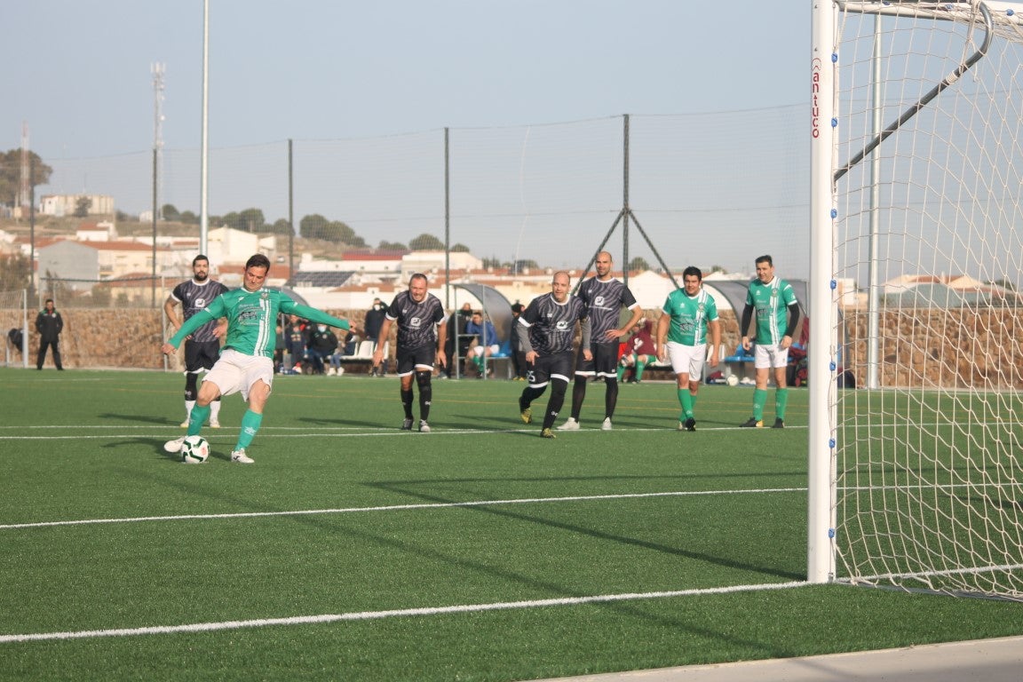 Fotos: Veteranos Valverde – Construcciones Entonado