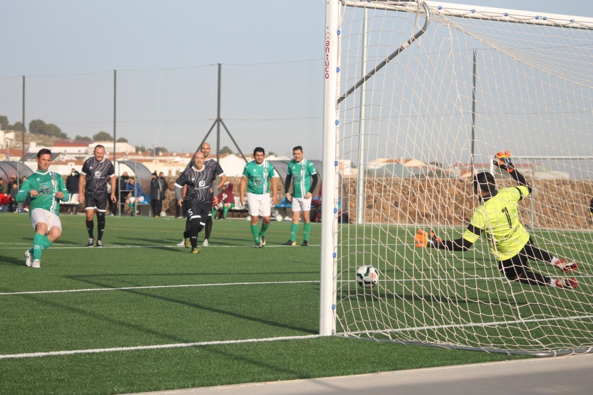 Fotos: Veteranos Valverde – Construcciones Entonado