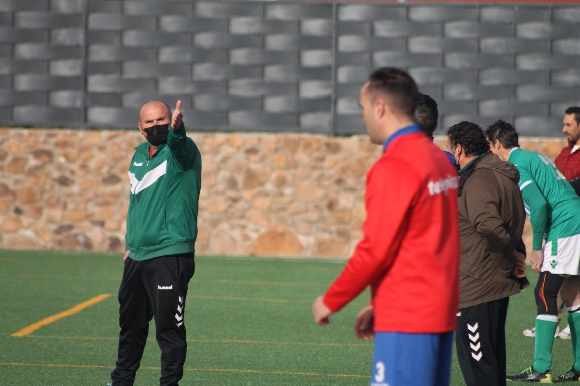 Fotos: Veteranos Valverde – CF Extremadura Veteranos