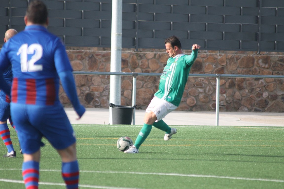 Fotos: Veteranos Valverde – CF Extremadura Veteranos
