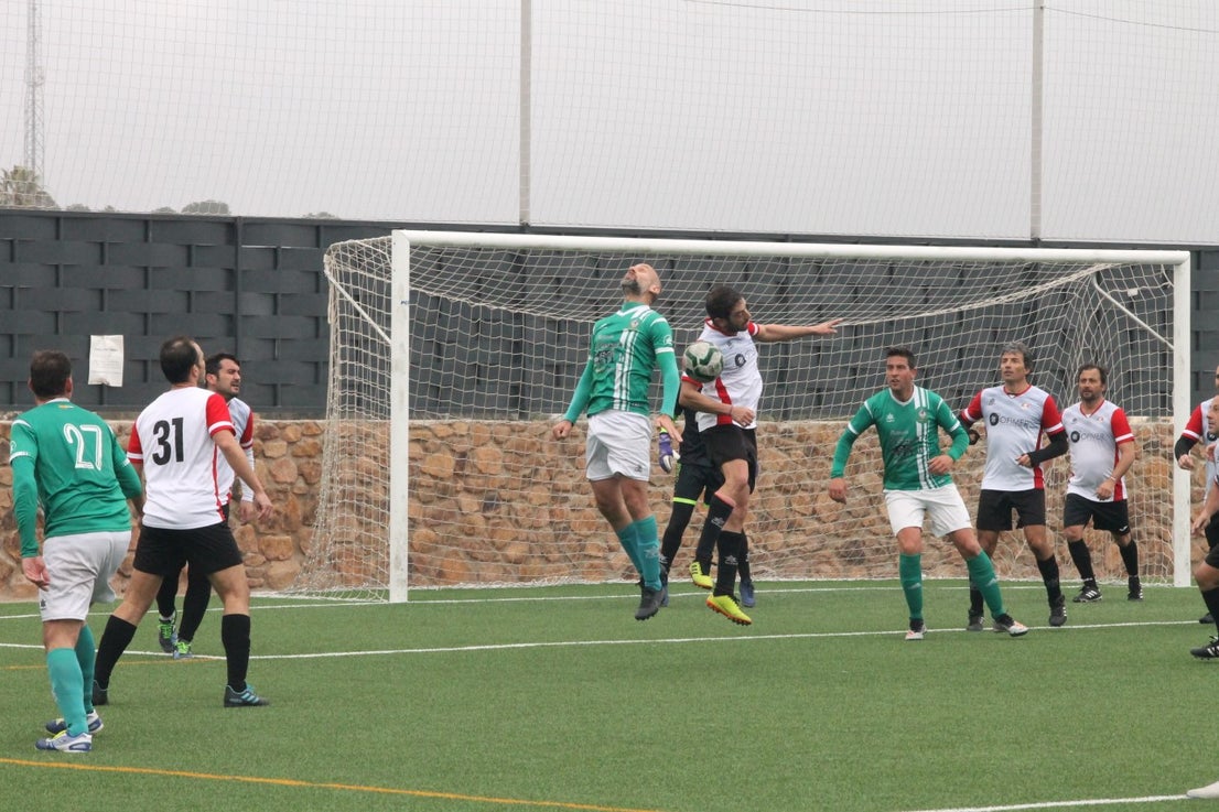 Fotos: Veteranos Valverde – Hispanolusa / Ofimer Solutions