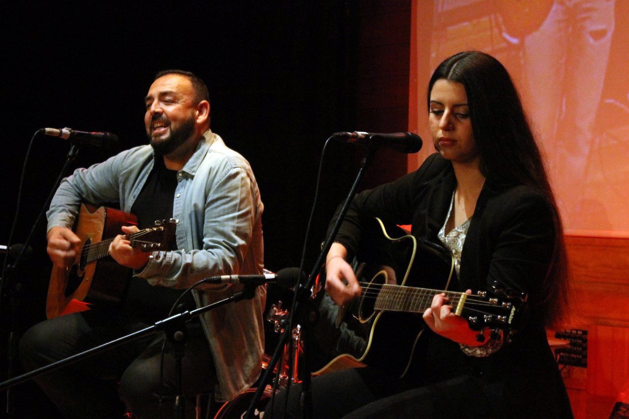 Fotos: Presentación del libro ‘De los bailes de salón al botellón’