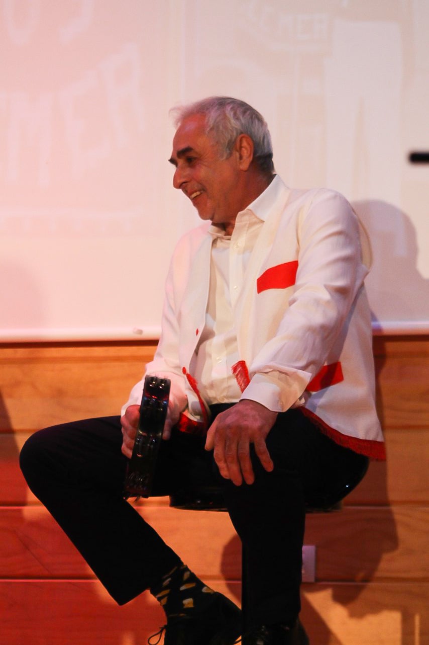 Fotos: Presentación del libro ‘De los bailes de salón al botellón’