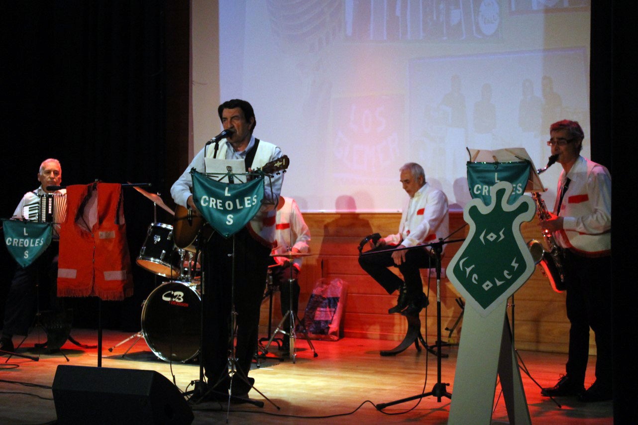 Fotos: Presentación del libro ‘De los bailes de salón al botellón’