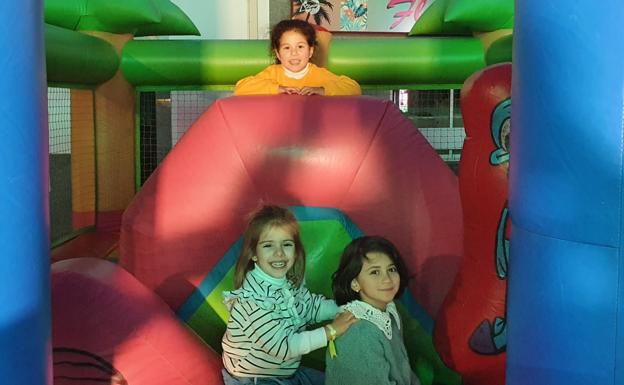 En el castillo hinchable