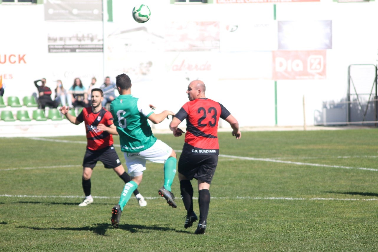 Fotos: Racing Valverdeño - CD Guadiana
