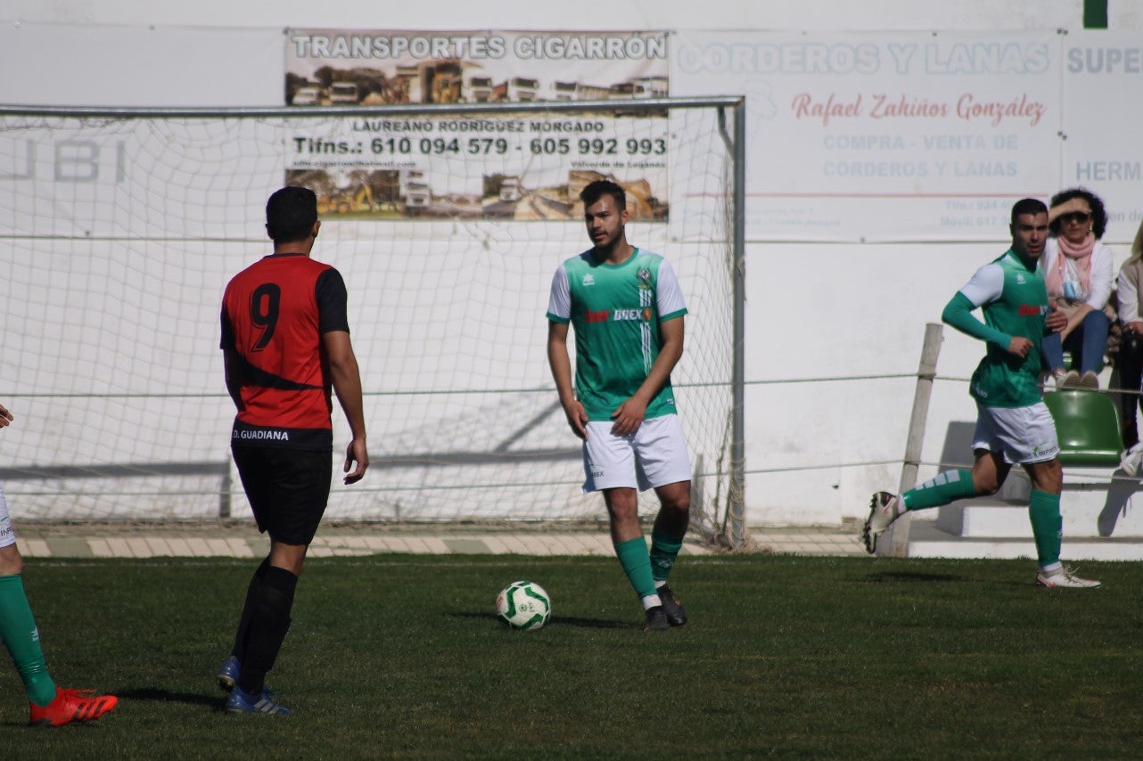 Fotos: Racing Valverdeño - CD Guadiana