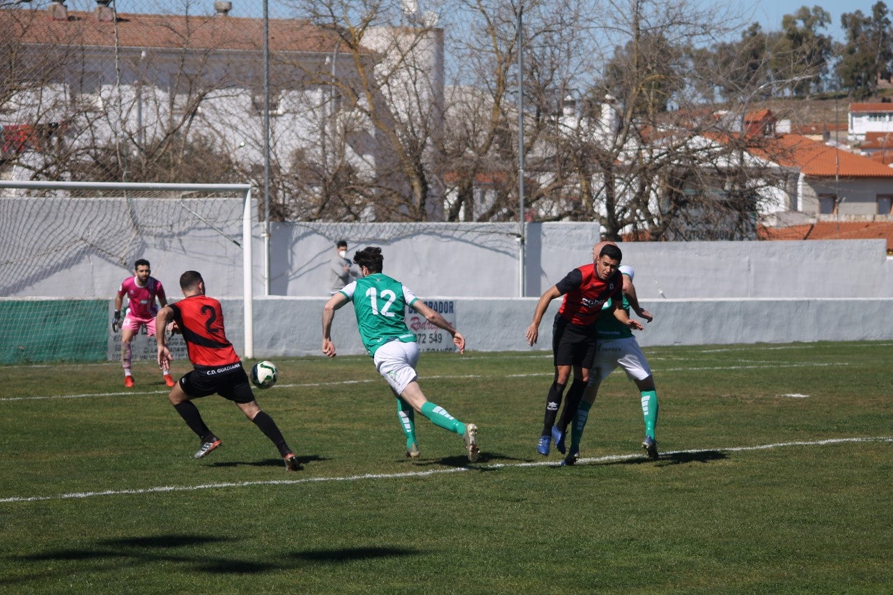 Fotos: Racing Valverdeño - CD Guadiana