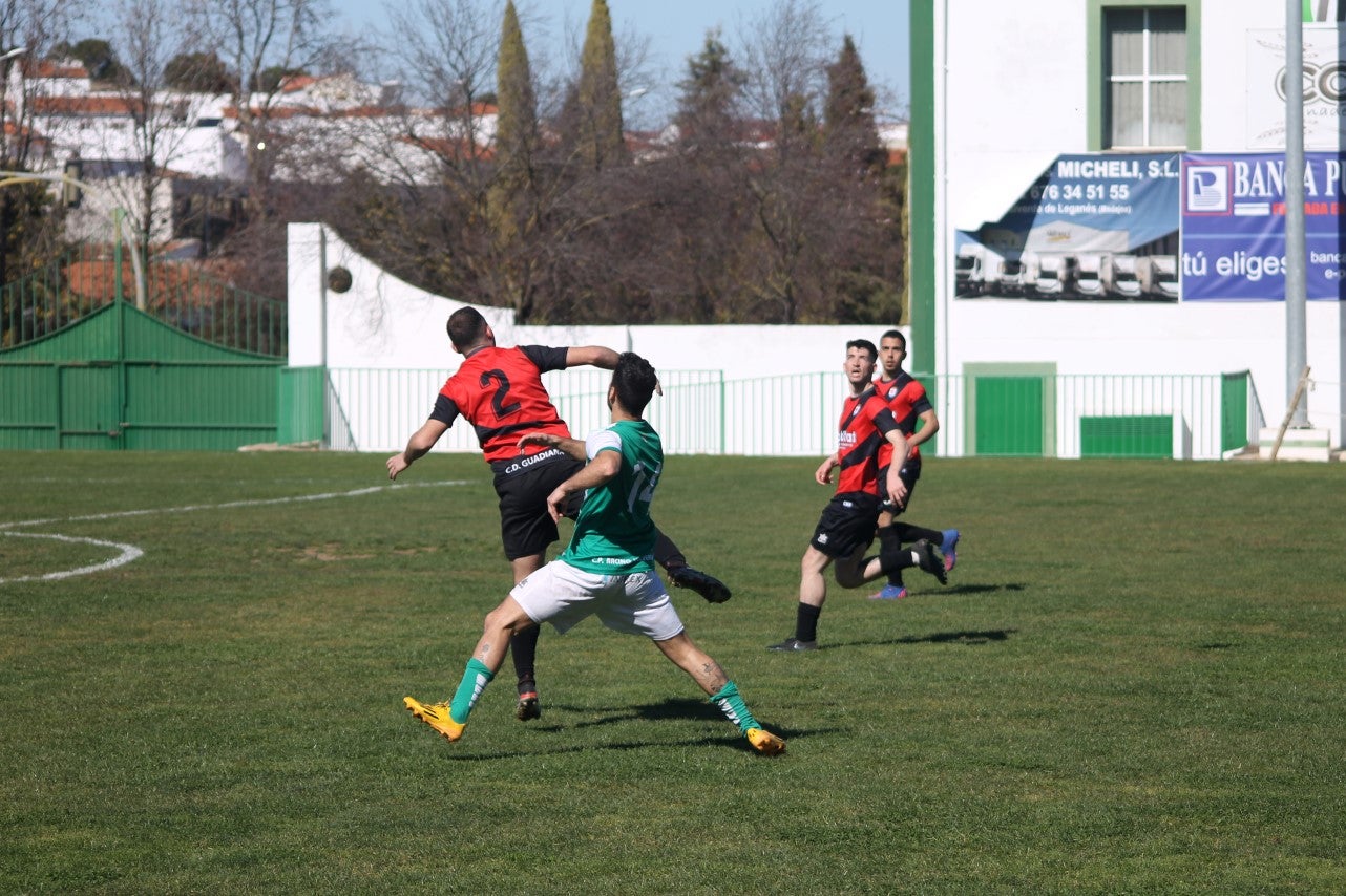 Fotos: Racing Valverdeño - CD Guadiana