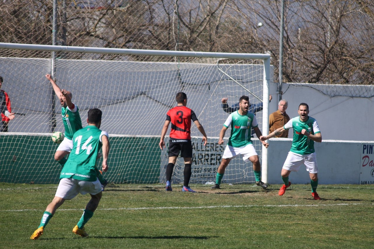 Fotos: Racing Valverdeño - CD Guadiana