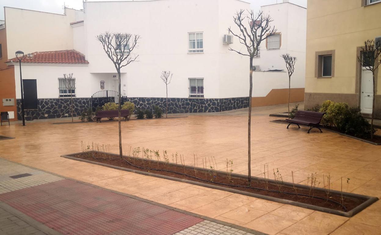 Plazoleta de la Libertad: Finaliza la reforma de la Plazoleta de la Libertad de la calle Isabel Madera Moreno