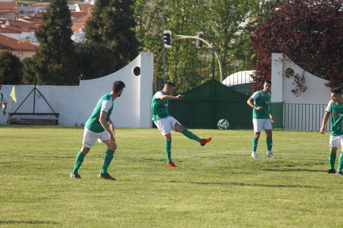 Fotos: Racing Valverdeño – Moraleja (I)