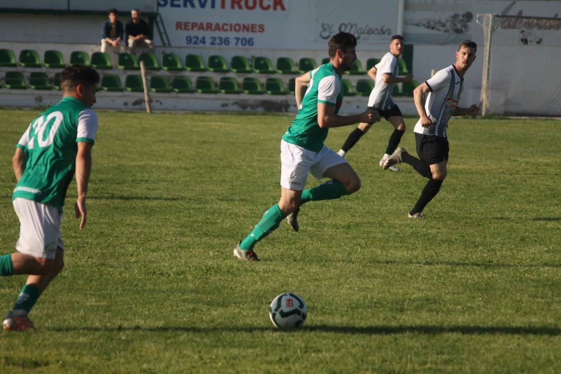 Fotos: Racing Valverdeño – Moraleja (I)