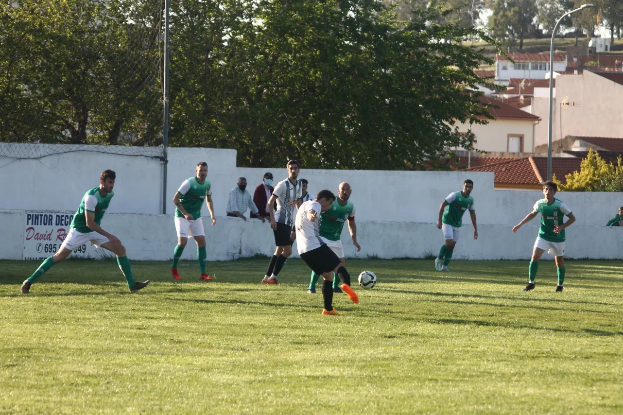 Fotos: Racing Valverdeño – Moraleja (I)