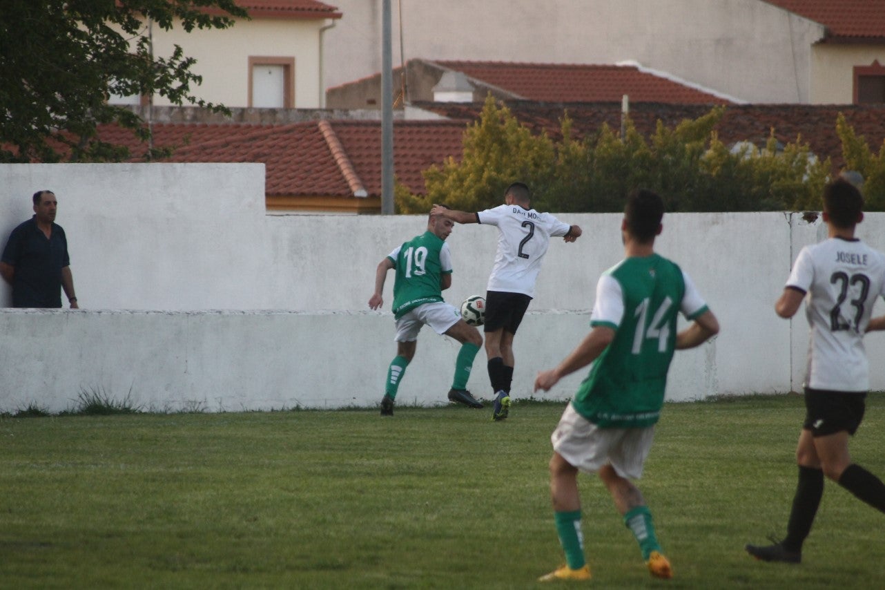 Fotos: Racing Valverdeño – Moraleja (II)