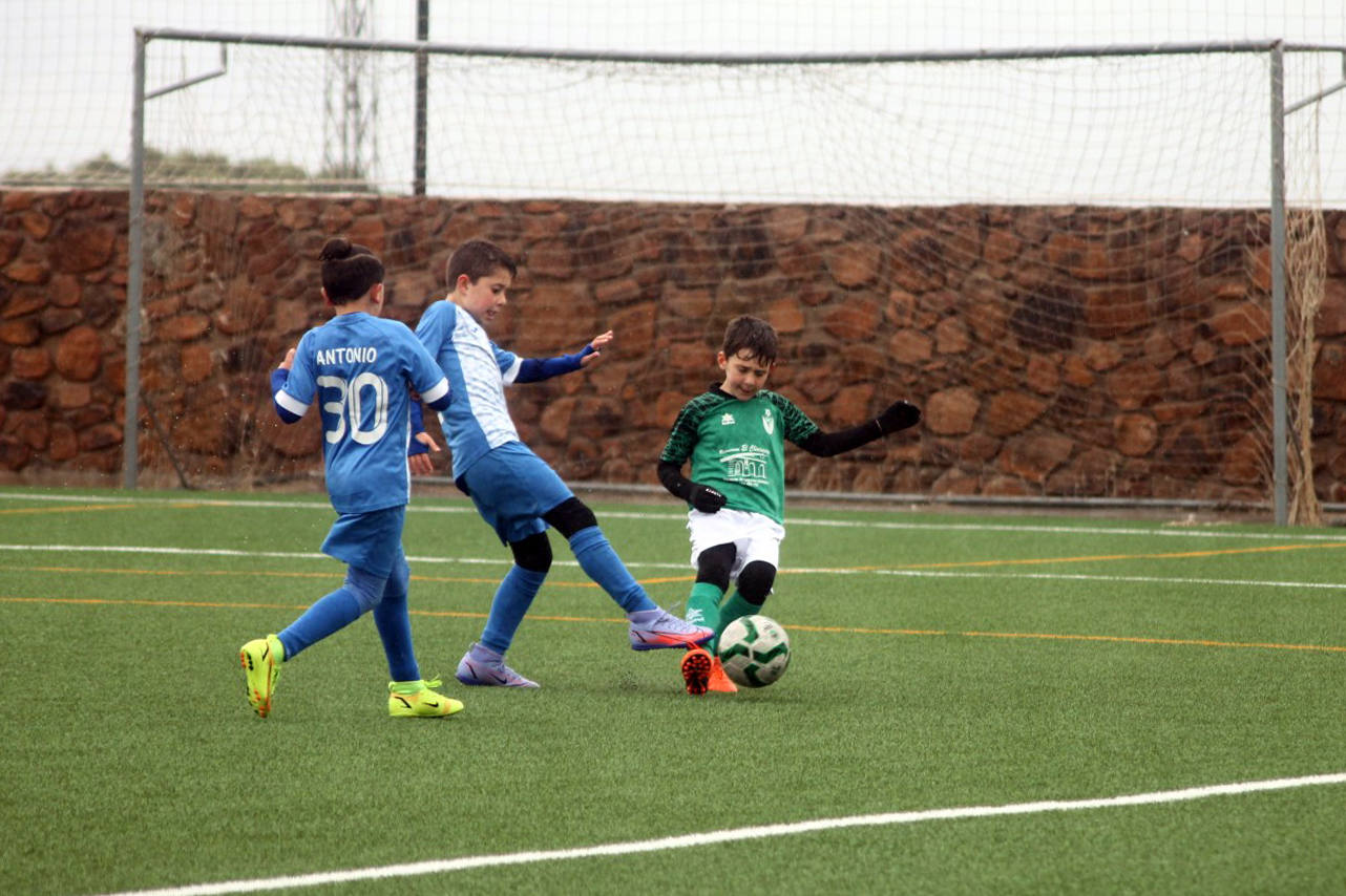 Fotos: Benjamines EMD Valverde – San Roque B