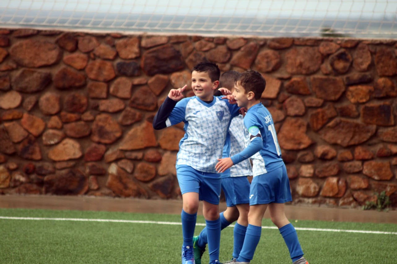 Fotos: Benjamines EMD Valverde – San Roque B