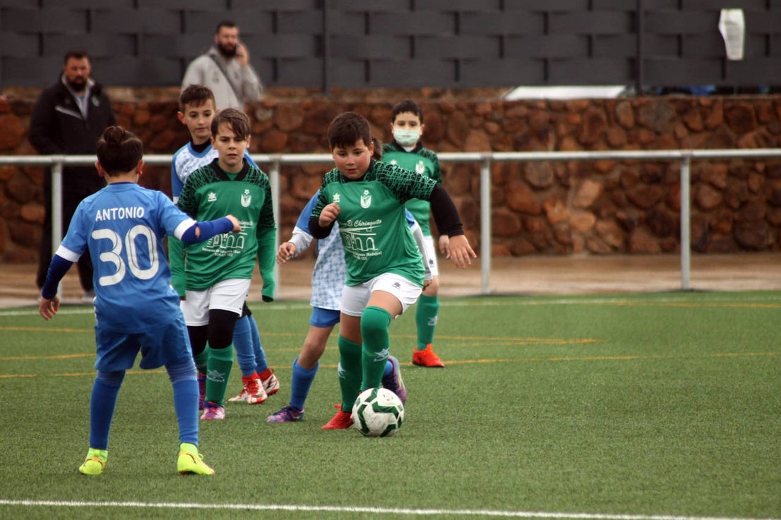 Fotos: Benjamines EMD Valverde – San Roque B
