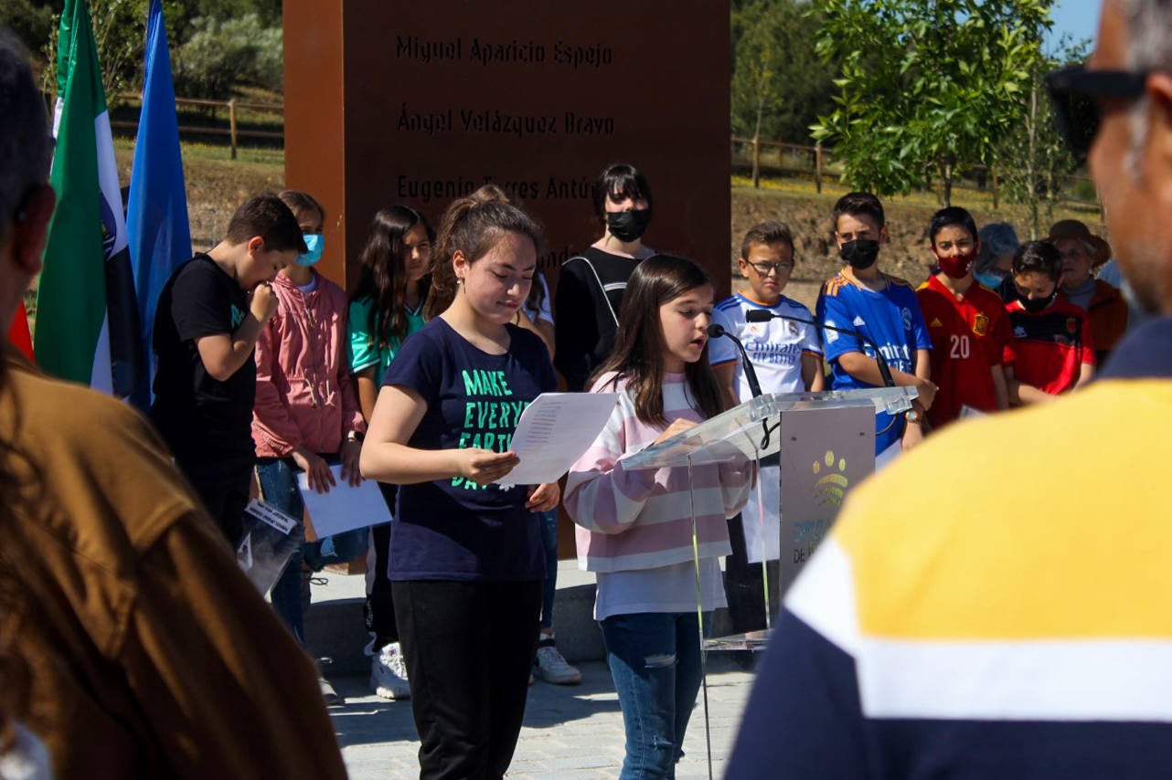 Fotos: Homenaje a las Víctimas del campo de concentración de Mauthausen