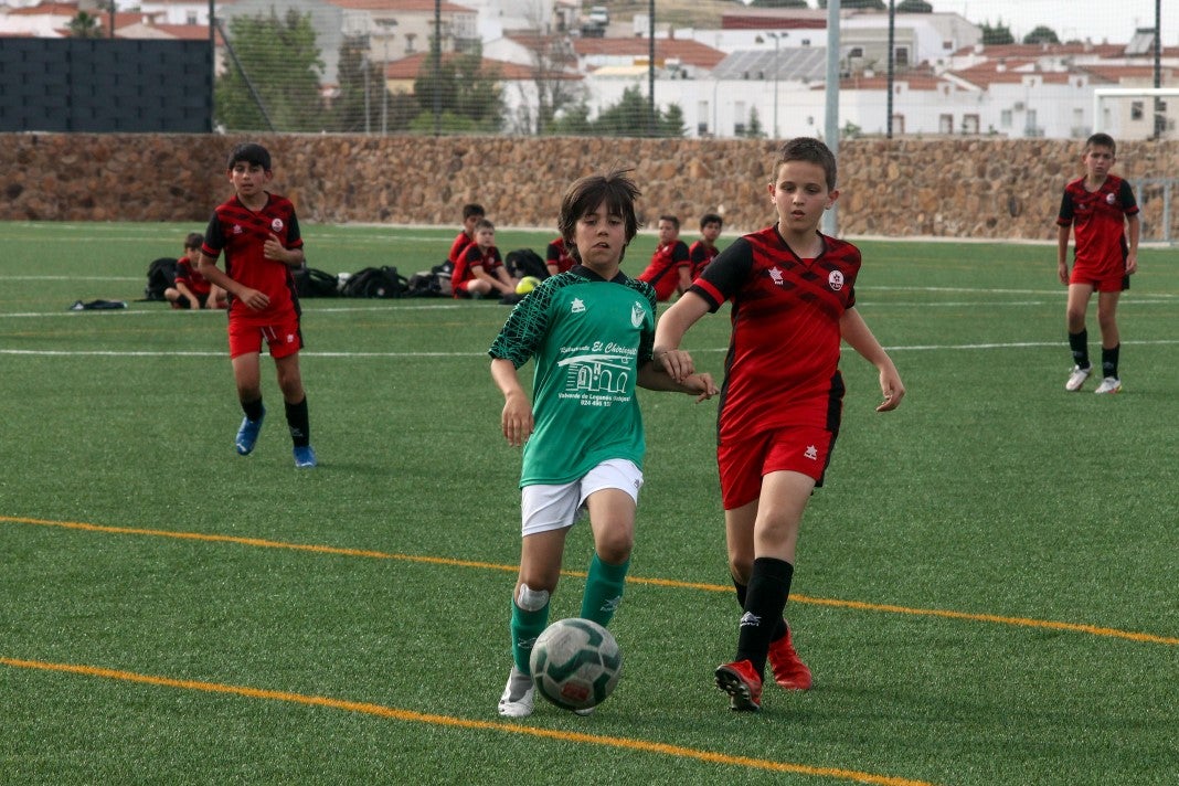 Fotos: Alevines B EMD Valverde – AD Hispanolusa