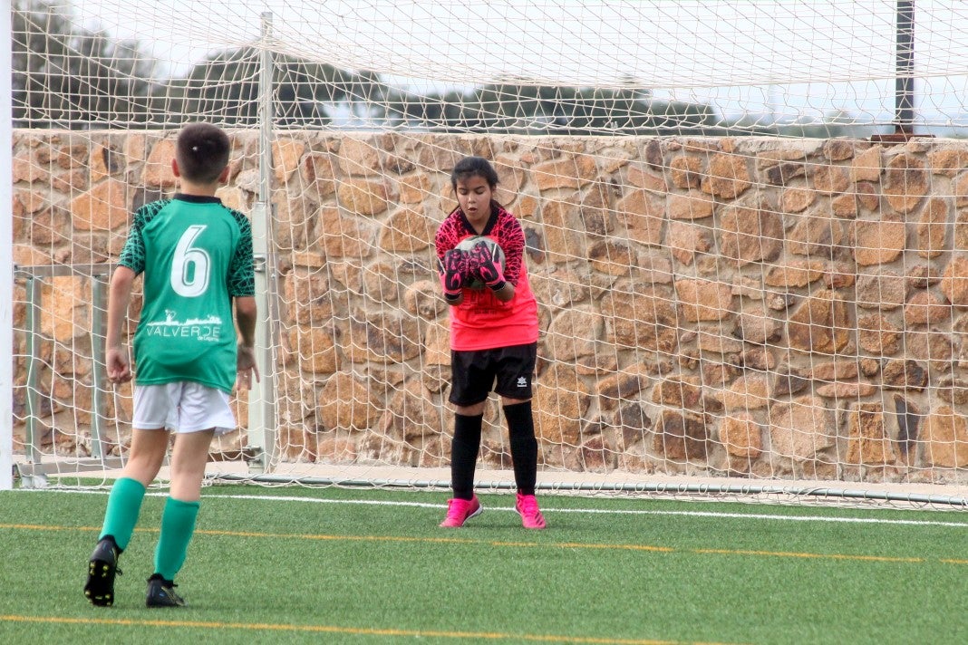 Fotos: Alevines B EMD Valverde – AD Hispanolusa