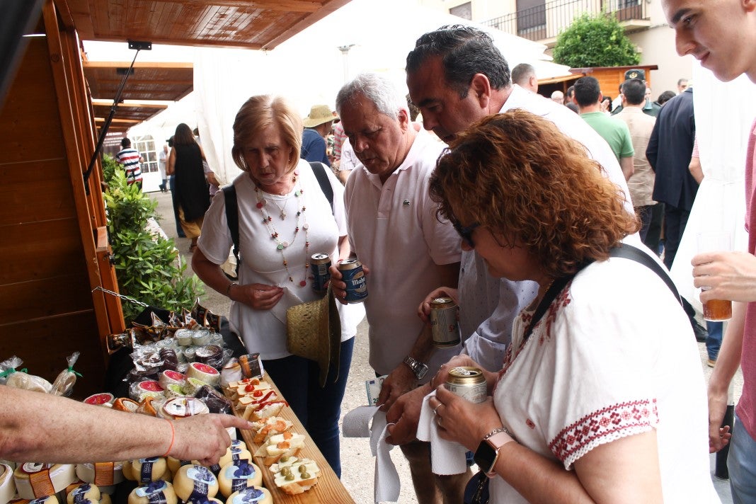 Fotos: XI Vive la Trashumancia y III Feria del Queso Artesano (II)