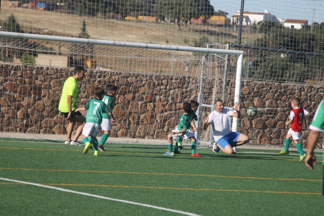 Fotos: Clausura de la temporada 2021-2022 en fútbol base (I)