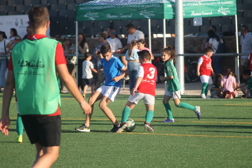 Fotos: Clausura de la temporada 2021-2022 en fútbol base (I)