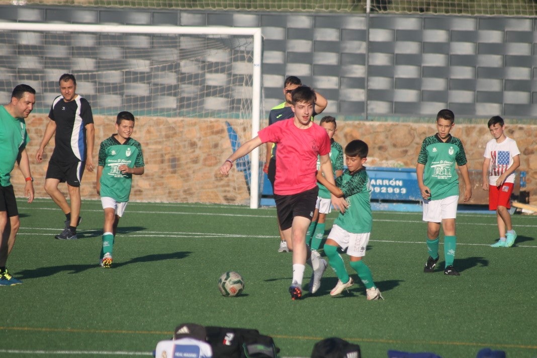 Fotos: Clausura de la temporada 2021-2022 en fútbol base (II)