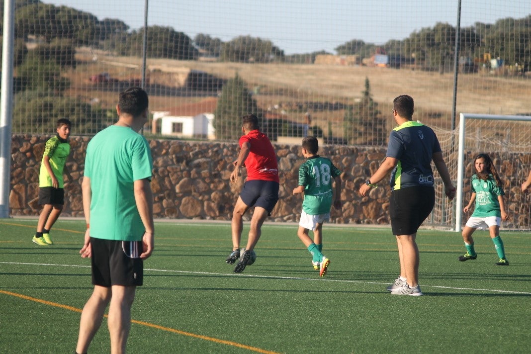 Fotos: Clausura de la temporada 2021-2022 en fútbol base (II)