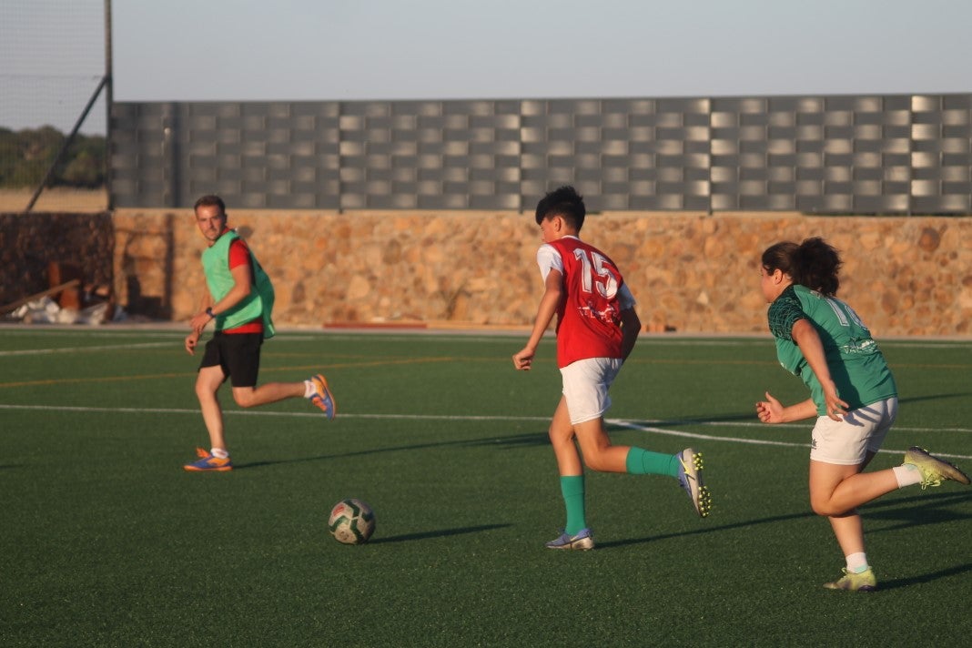 Fotos: Clausura de la temporada 2021-2022 en fútbol base (II)