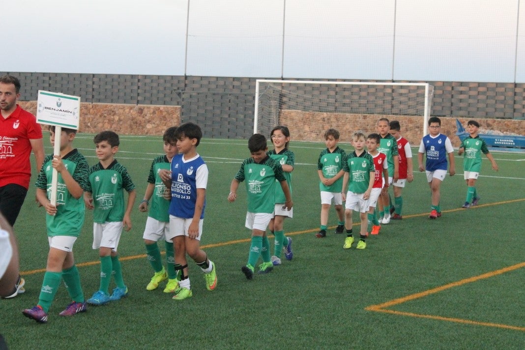 Fotos: Clausura de la temporada 2021-2022 en fútbol base (II)