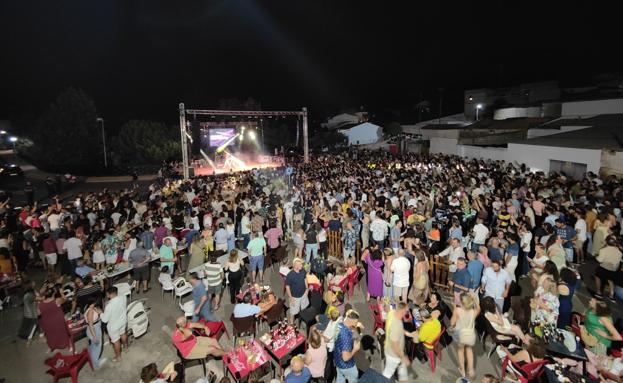 Imagen. Cientos de personas disfrutaron de los conciertos ofrecidos en Fevalpop