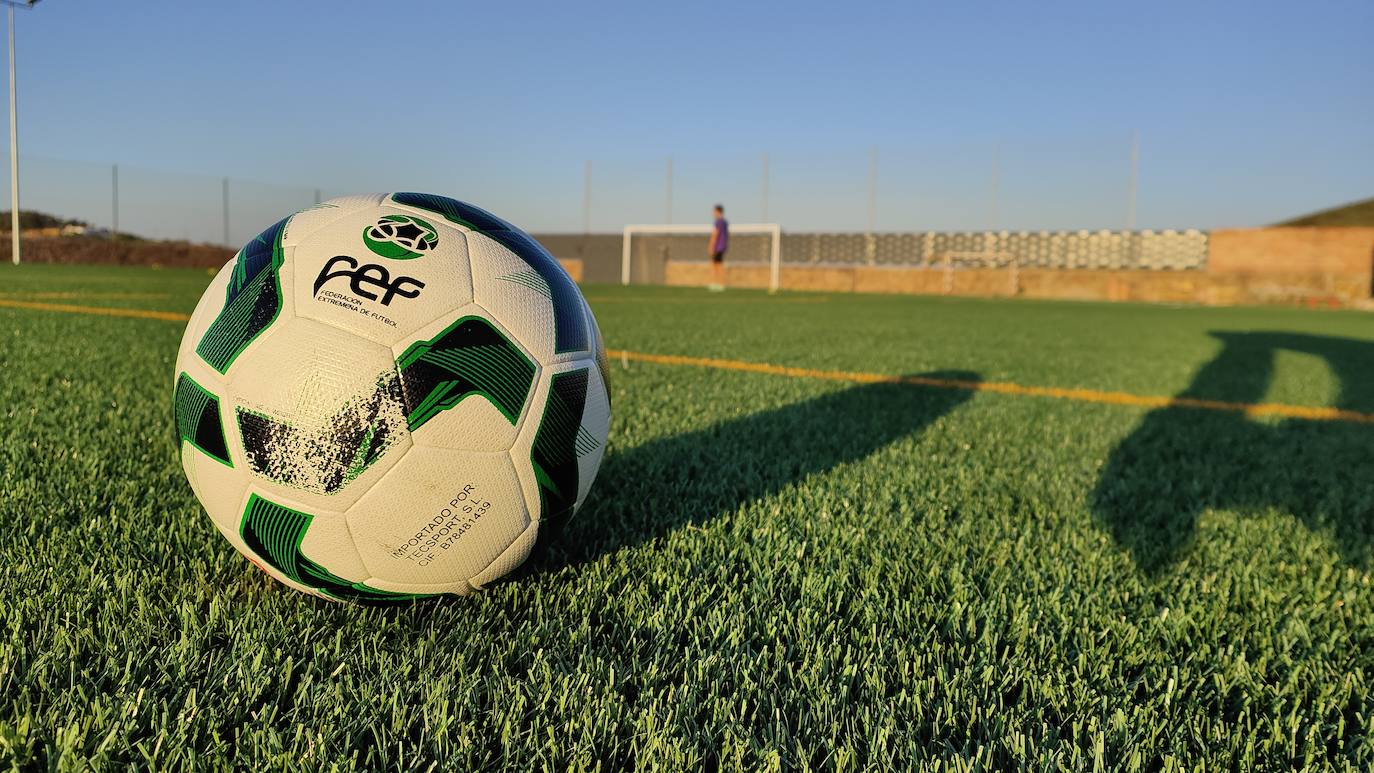 Fotos: Primer entrenamiento del Racing Valverdeño