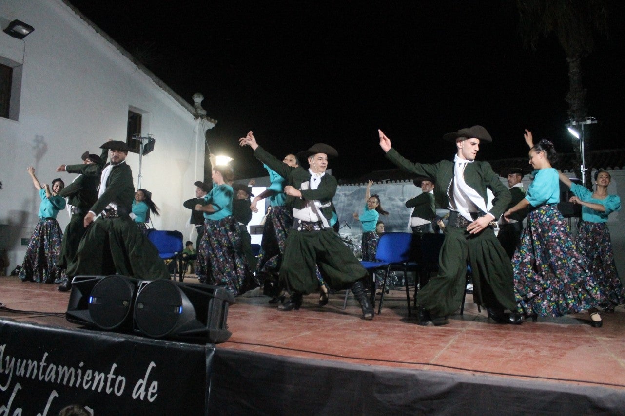 Fotos: Festival Folklórico de los Pueblos del Mundo de Extremadura (I)