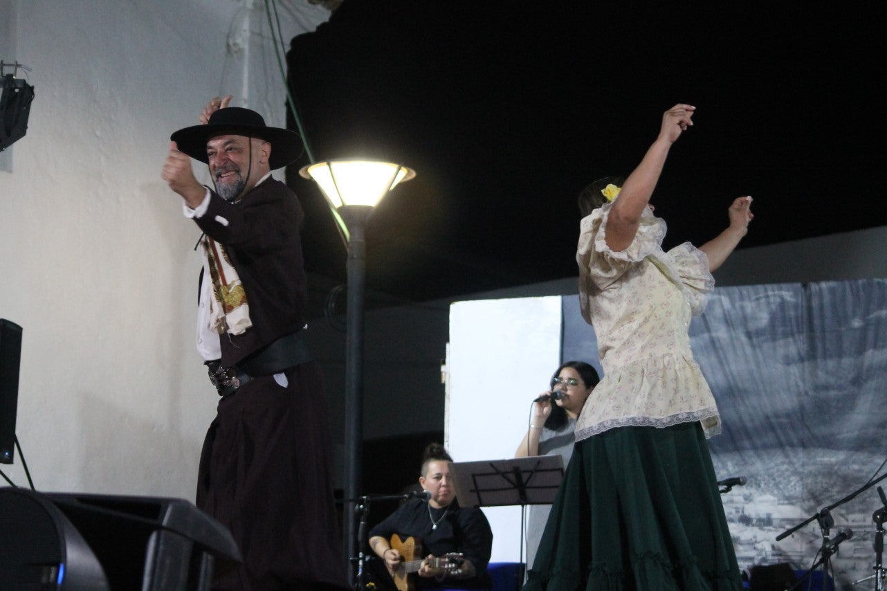 Fotos: Festival Folklórico de los Pueblos del Mundo de Extremadura (II)
