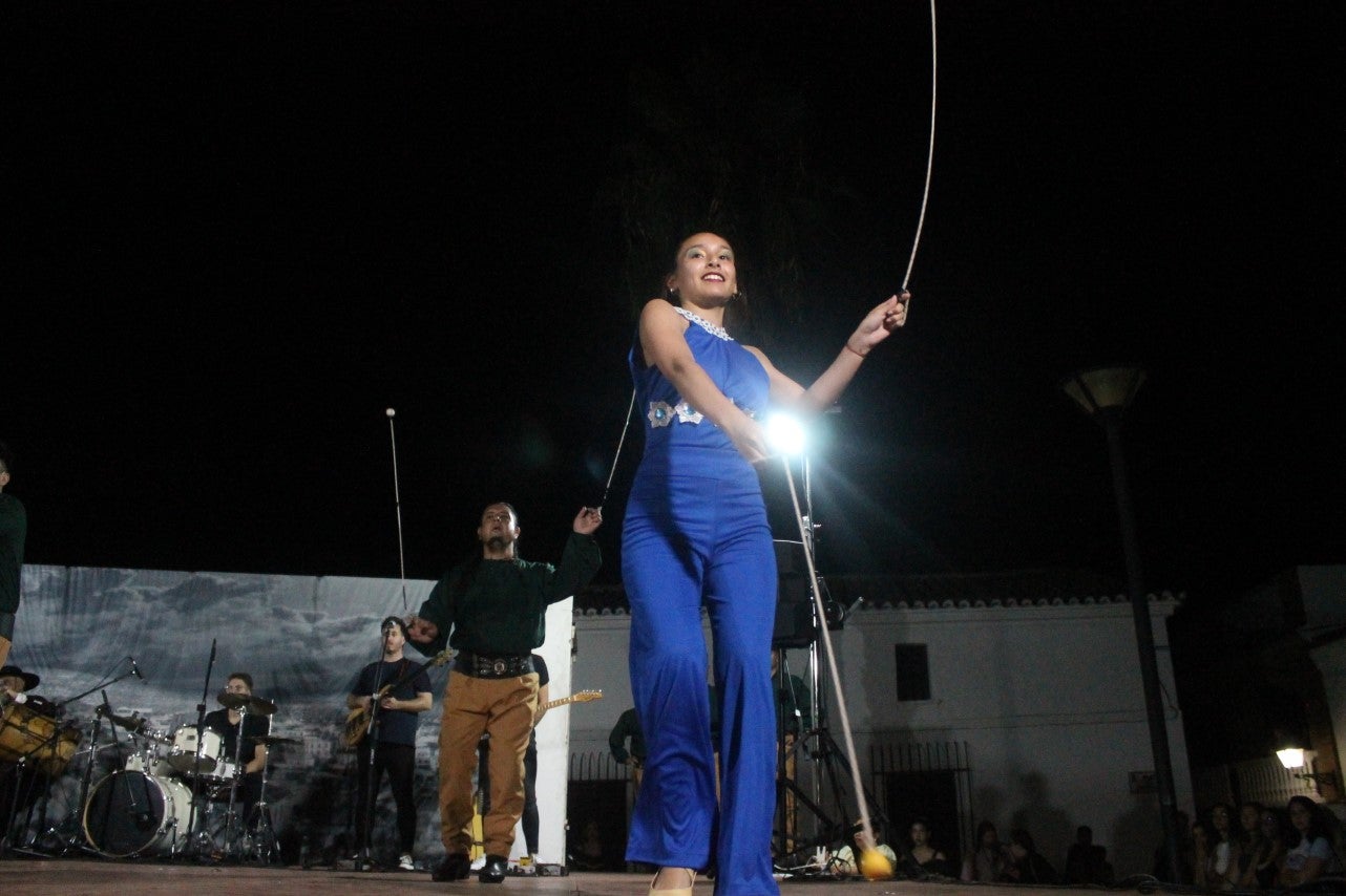 Fotos: Festival Folklórico de los Pueblos del Mundo de Extremadura (II)