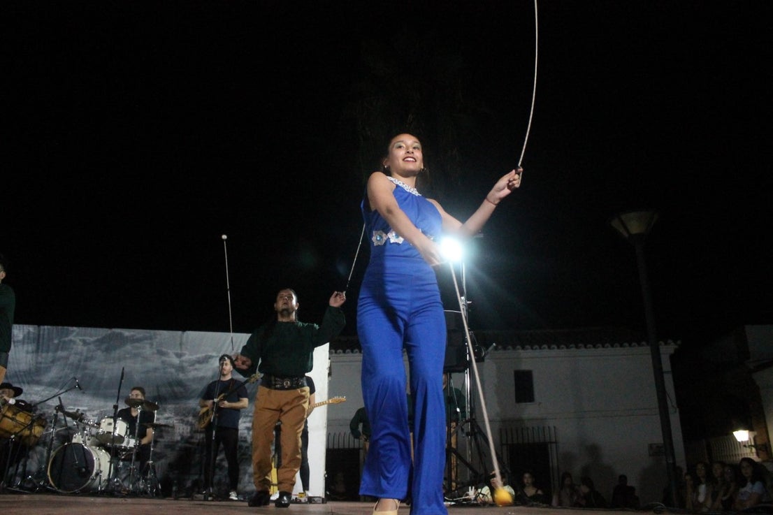 Fotos: Festival Folklórico de los Pueblos del Mundo de Extremadura (II)