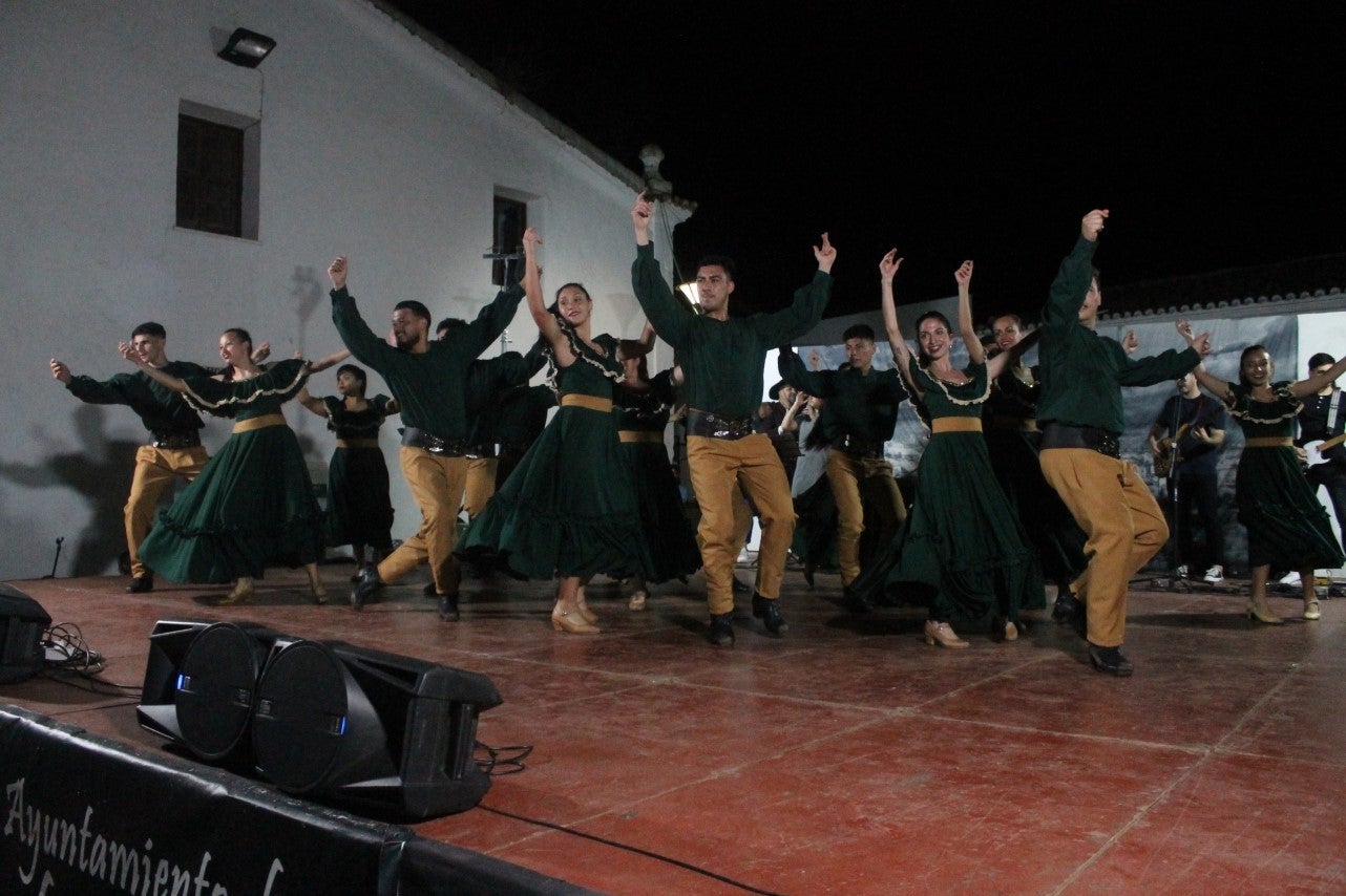 Fotos: Festival Folklórico de los Pueblos del Mundo de Extremadura (II)